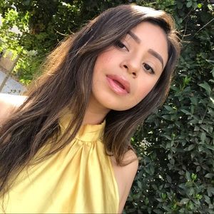 Meet your Posher, Blanca